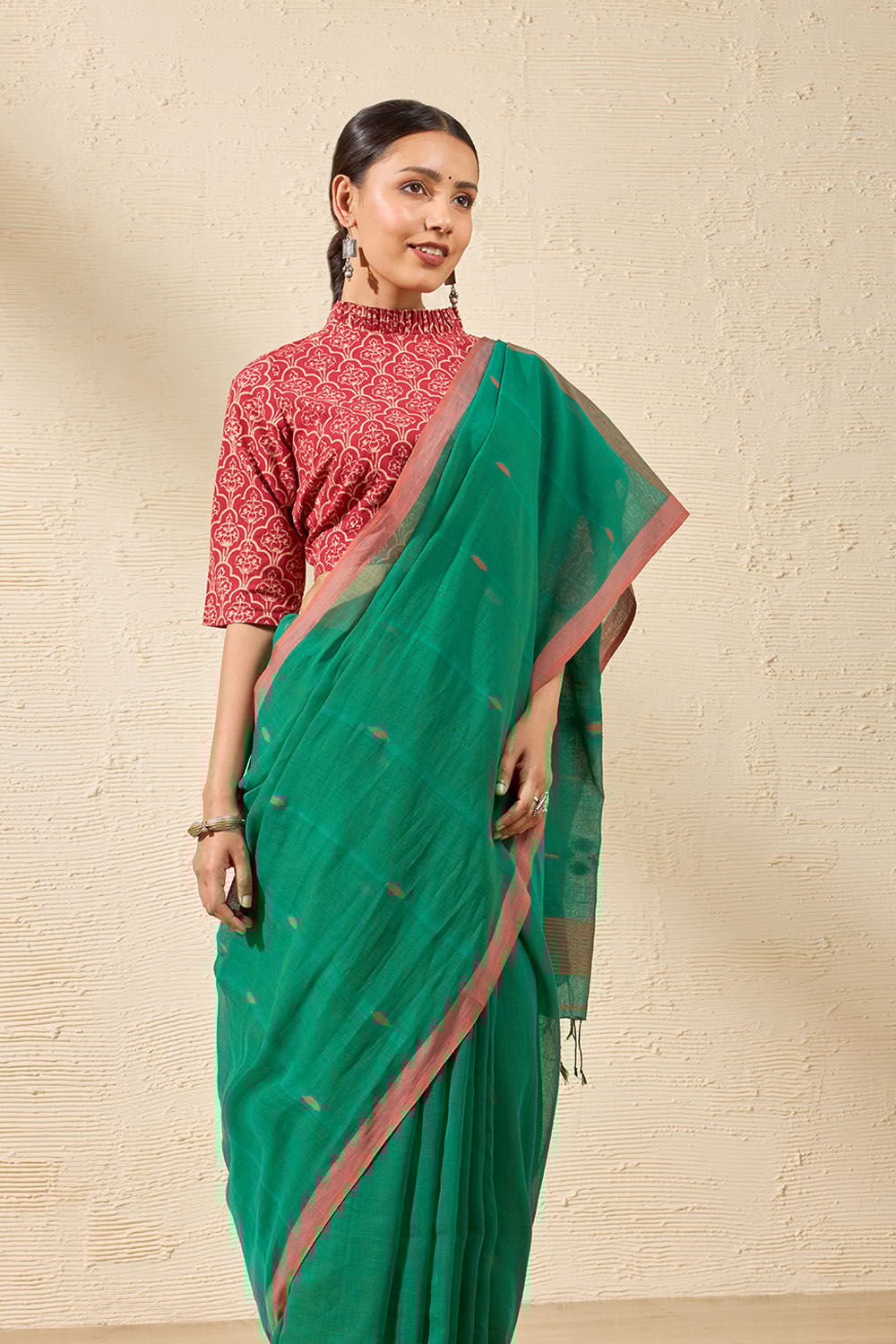 Green Bengal Pure Cotton Jamdani Saree image number null