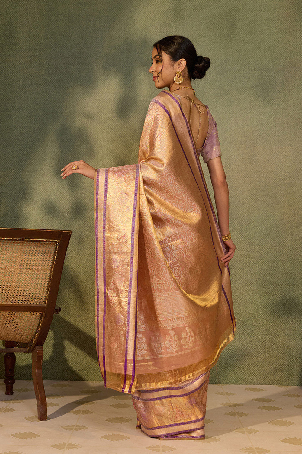Light Pink Pure Silk Tissue Woven Kanjivaram Saree image number null