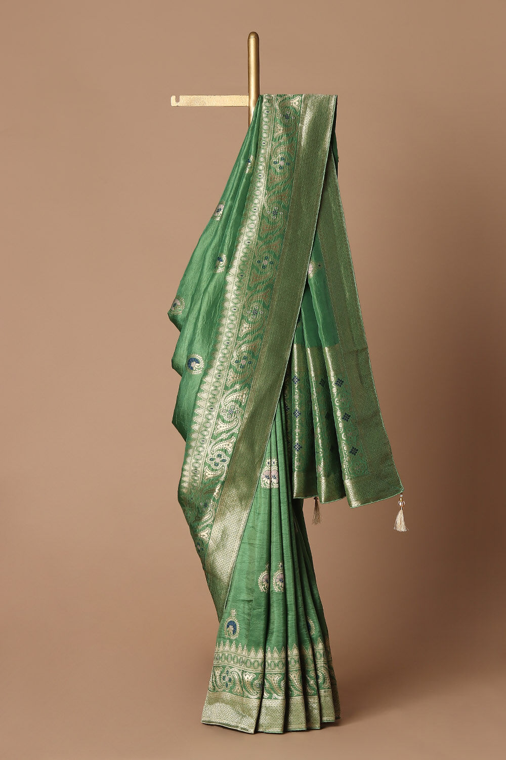 Green Luxe Woven Saree image number null