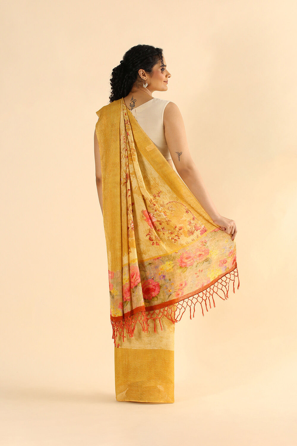 Yellow Pure Linen Digital Printed Saree image number null