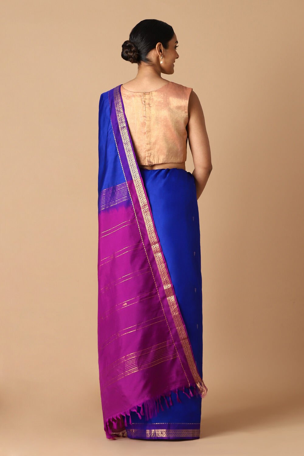 Blue Pure Silk Kanjivaram inspired Saree image number null
