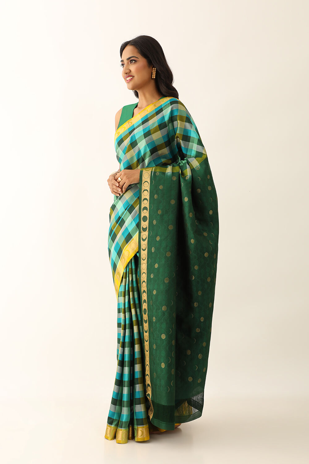 Green Pure Silk Woven South Saree image number null