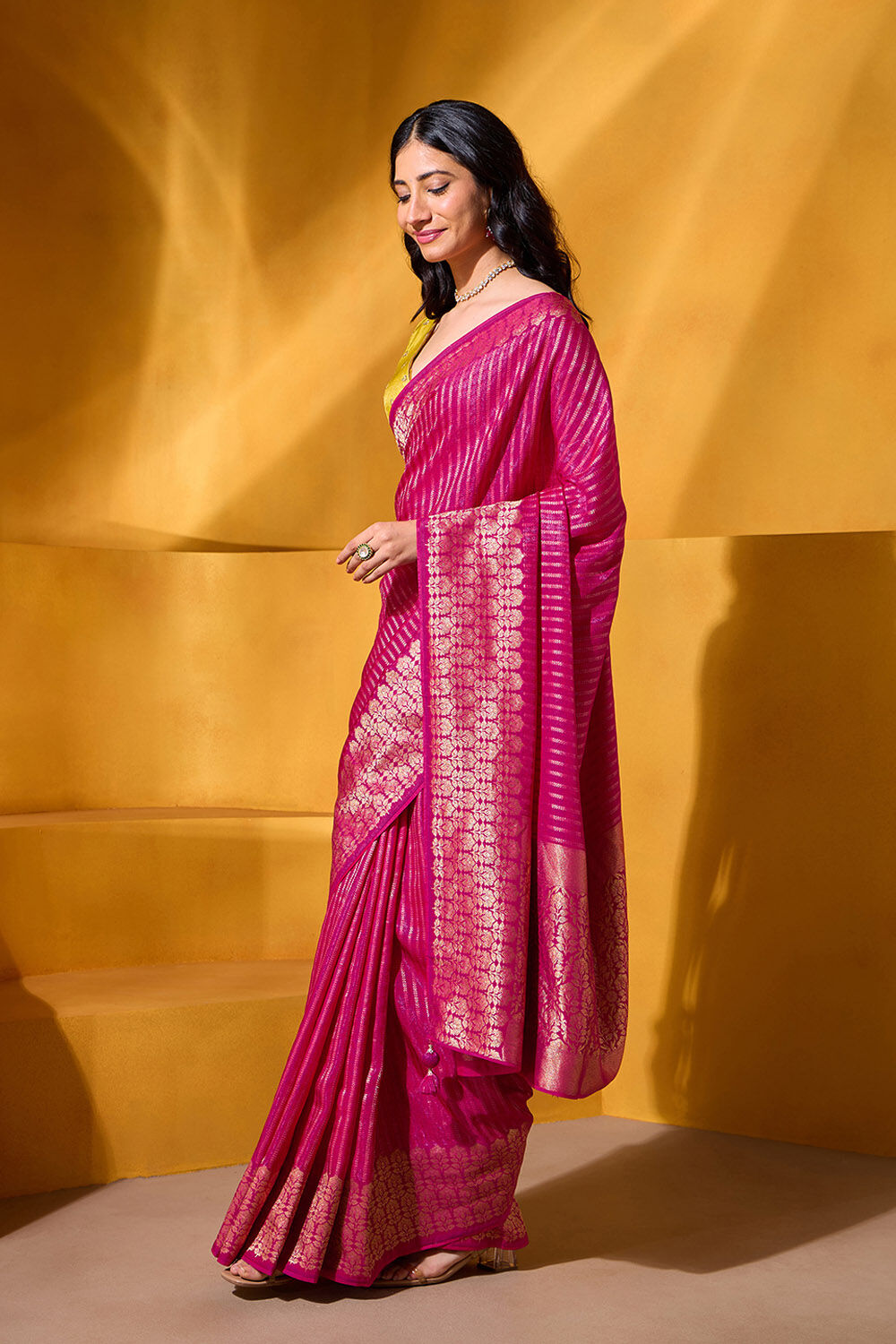 Pink Woven Viscose Saree image number null