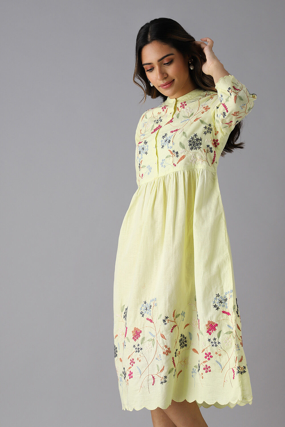 Light Green Linen Embroidered Kurta image number null