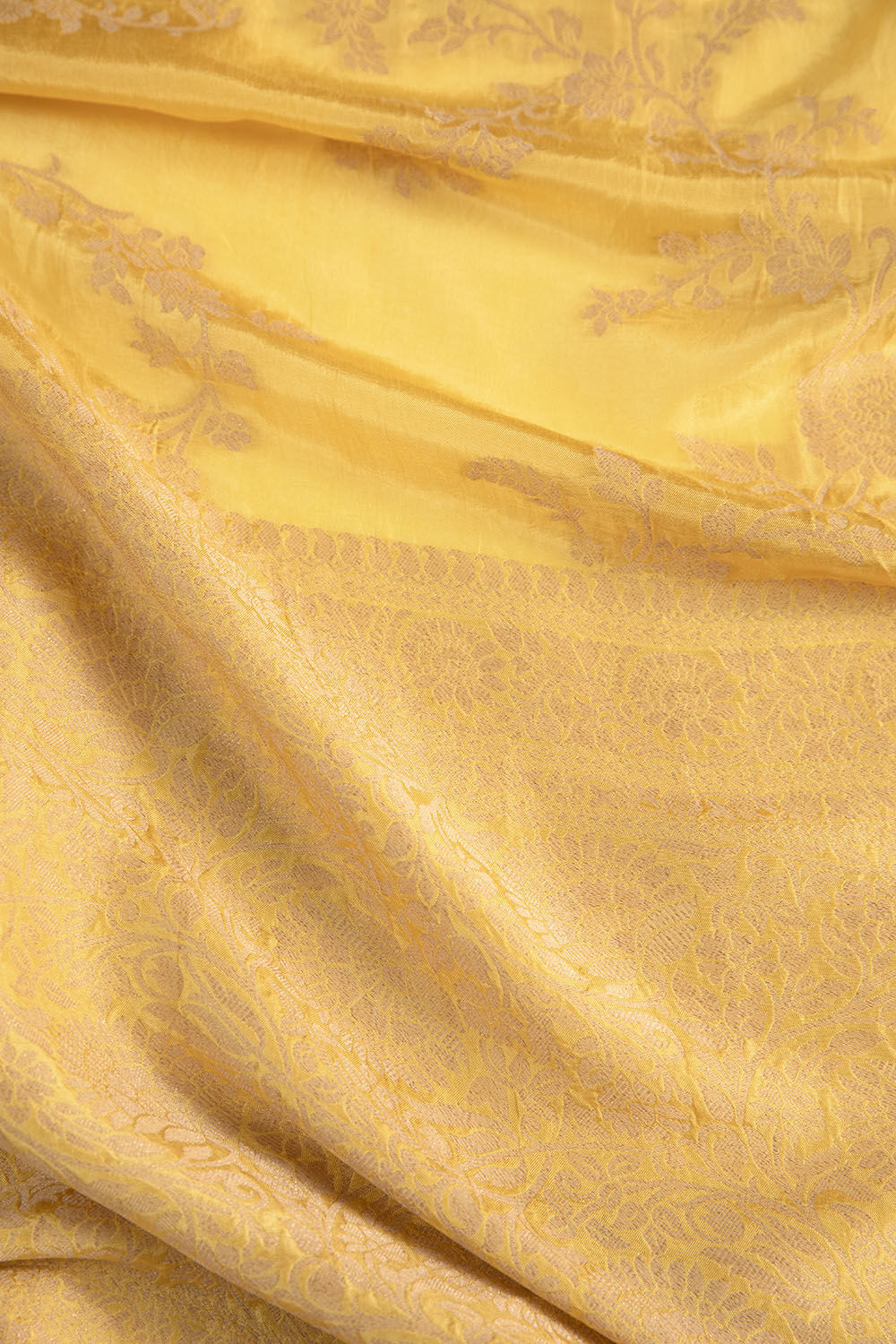 Yellow Woven Luxe Saree image number null