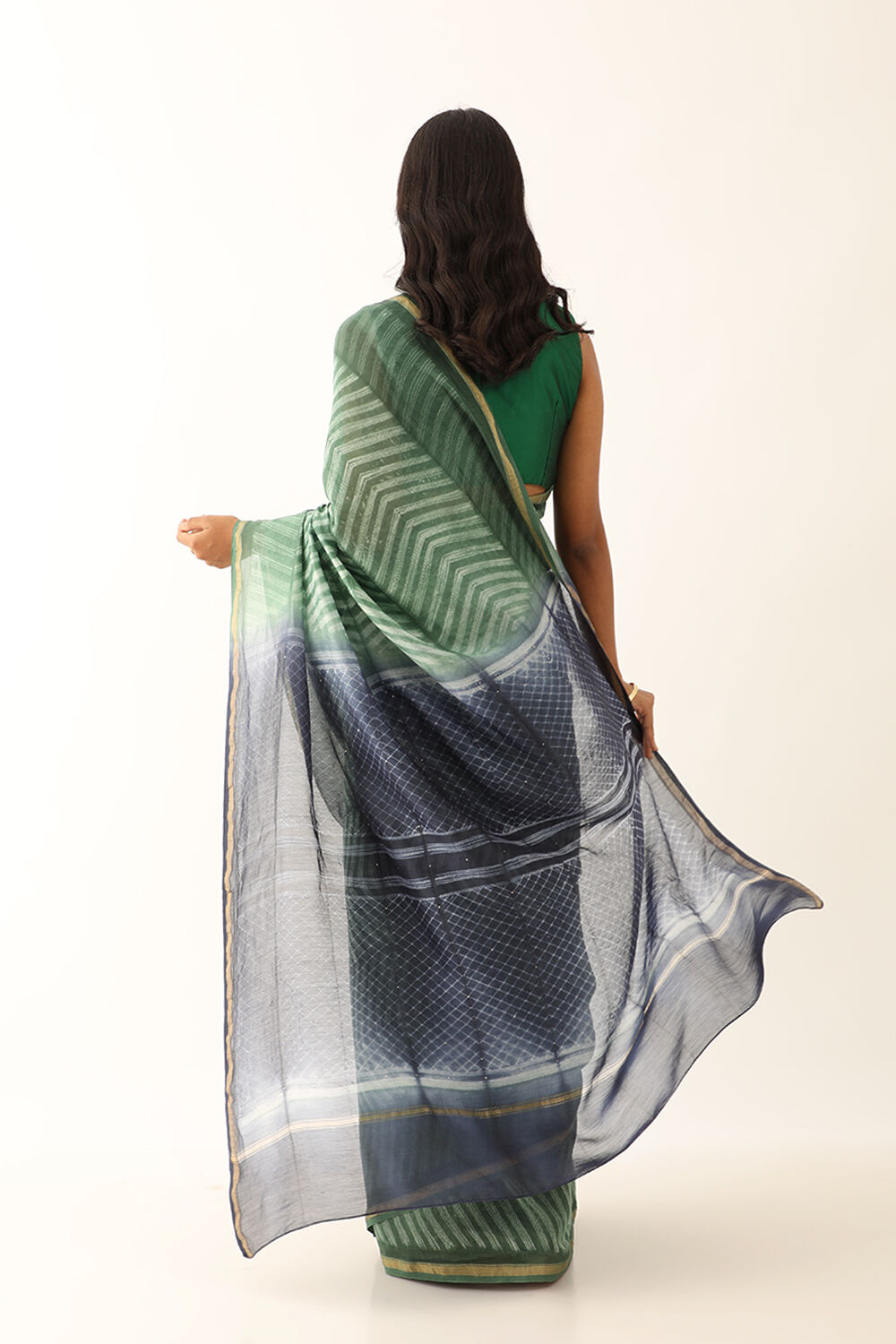 Green Pure Silk Cotton Shibori Saree image number null