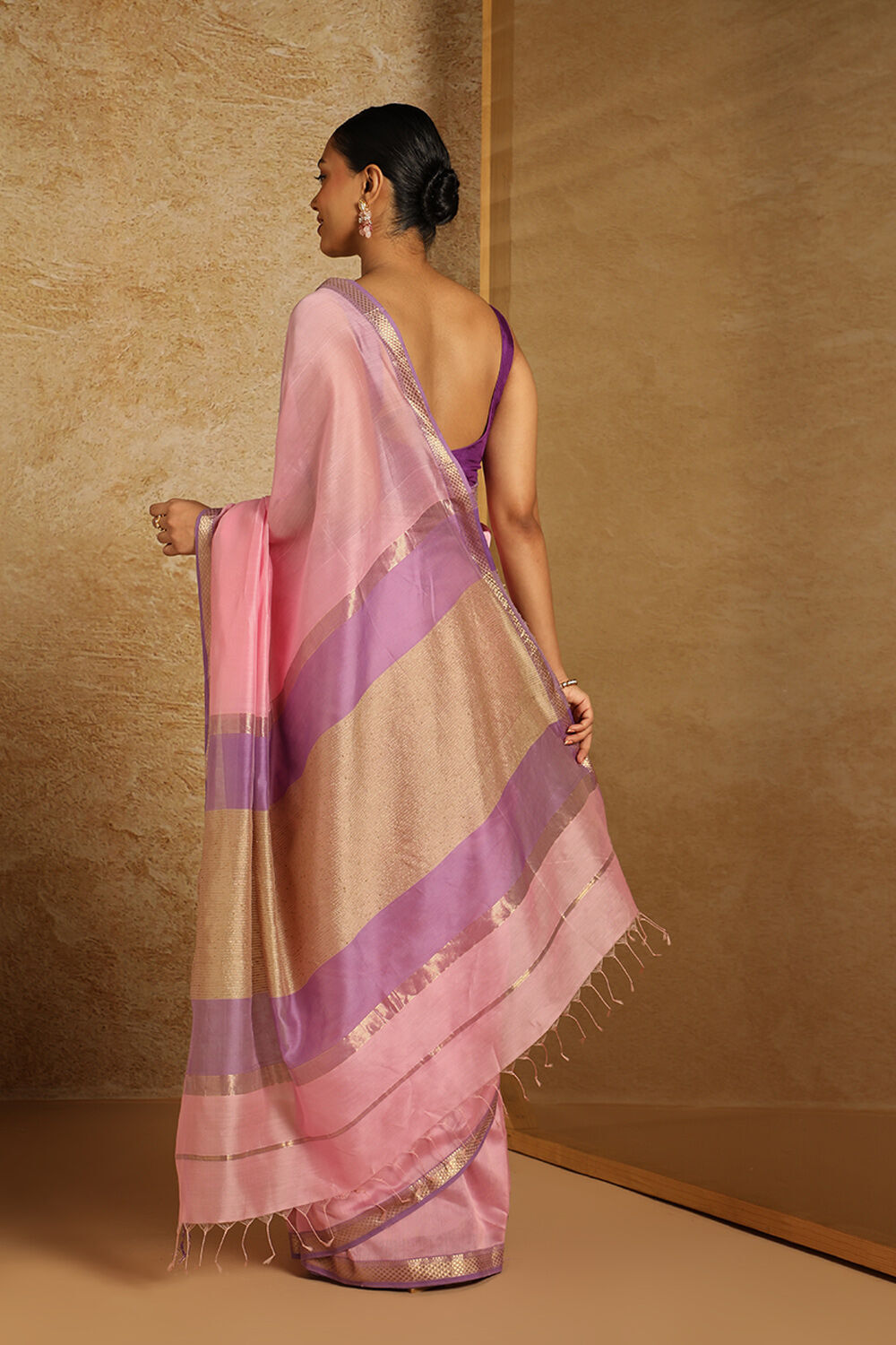 Pink Pure Silk Cotton Woven Maheswari Saree image number null