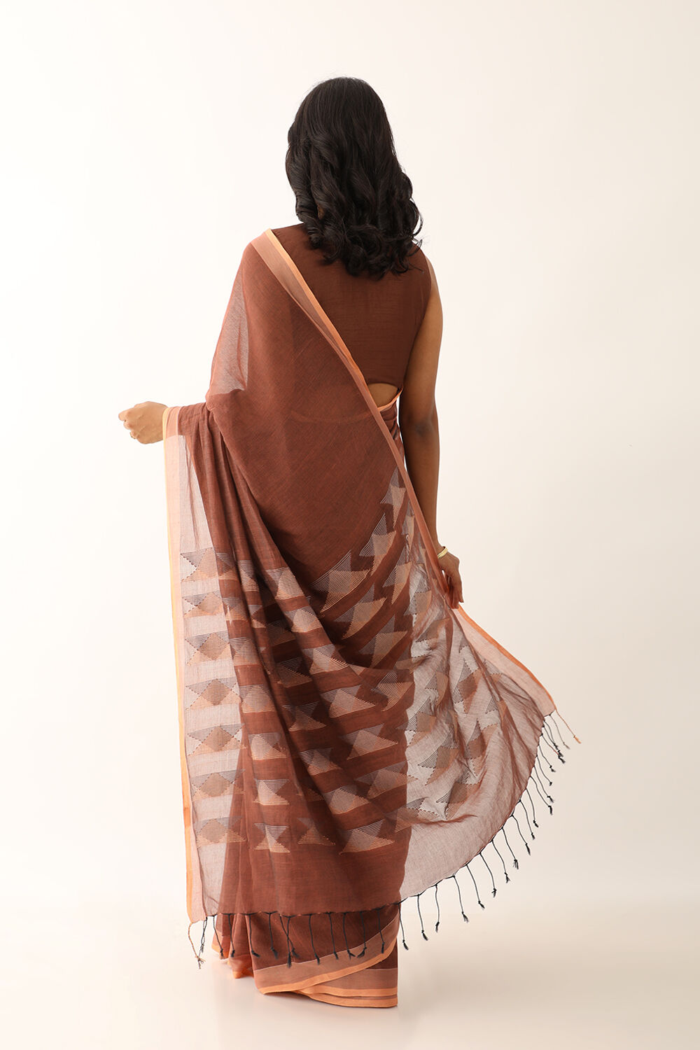 Light Orange Pure Cotton Woven Bengali Saree image number null