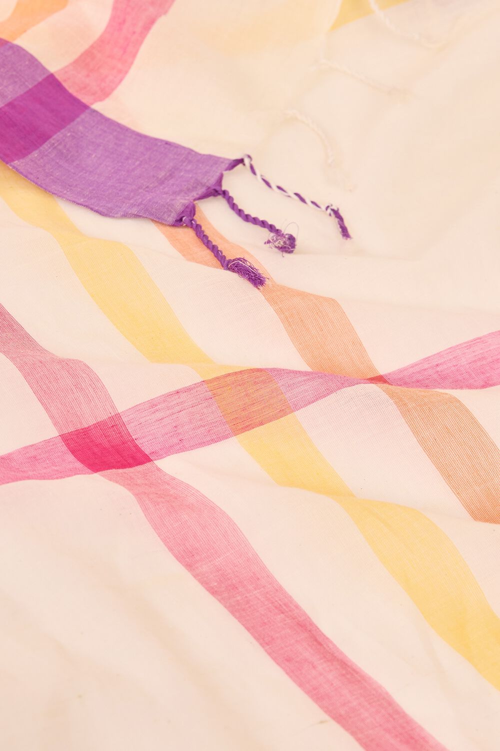 Off White Woven Pure Cotton Bengal Saree image number null
