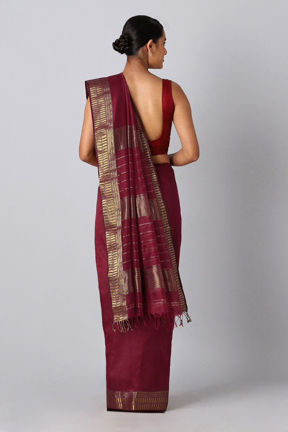Red Pure Silk Cotton Maheswari Saree image number null