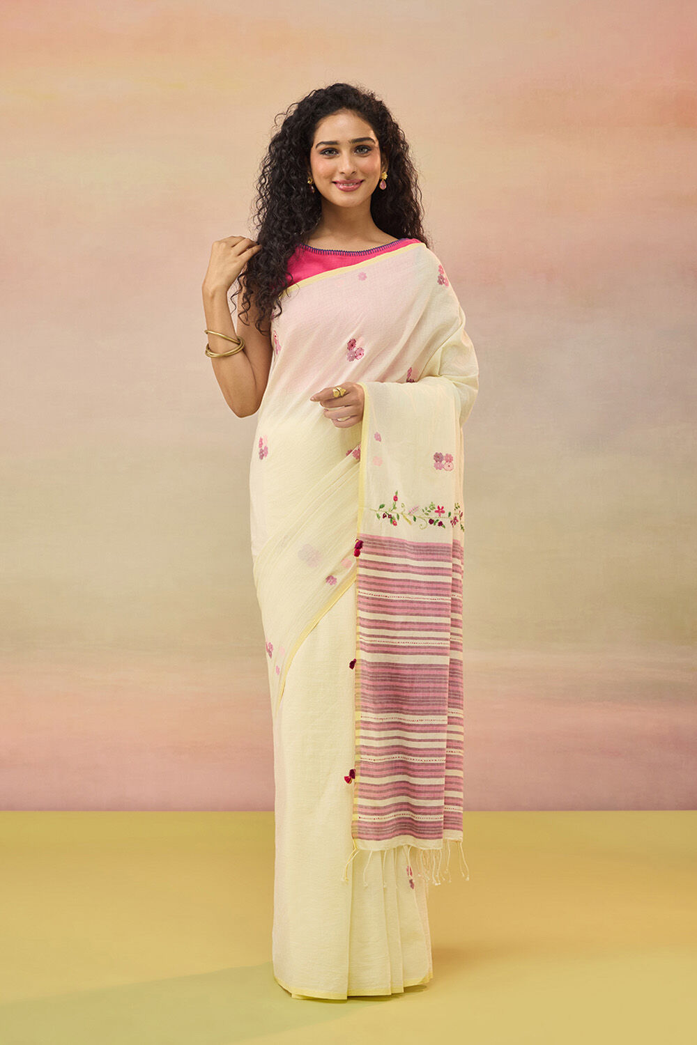 Light Yellow Bengal Pure Cotton Jamdani Saree image number null