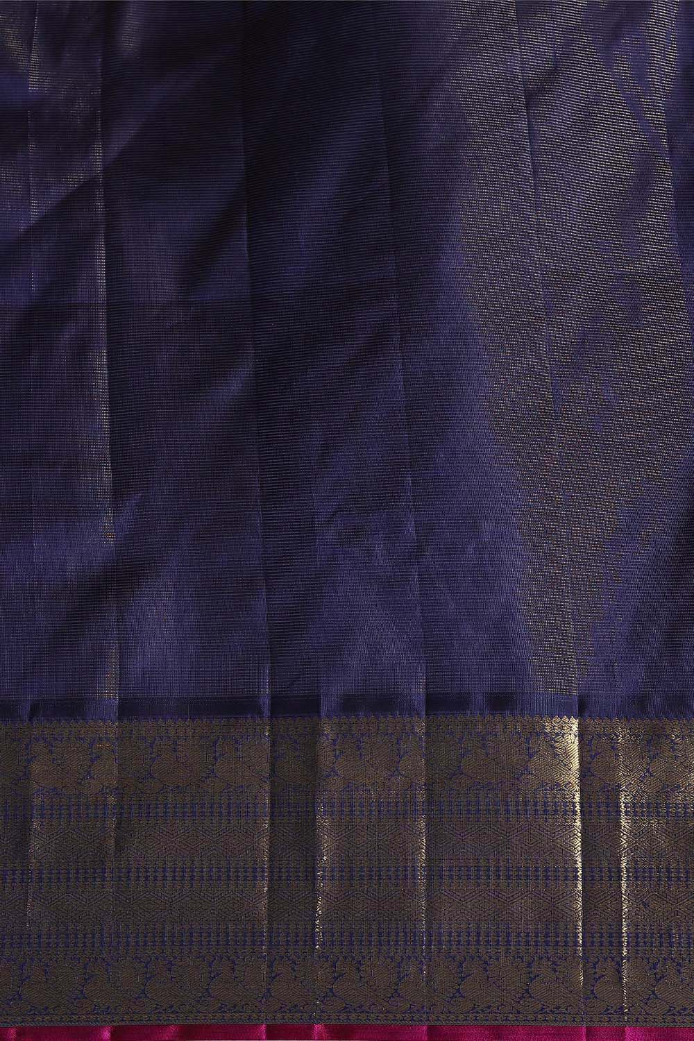 Crimson Red Vaira Oosi Pure Silk Kanjivaram Saree image number null