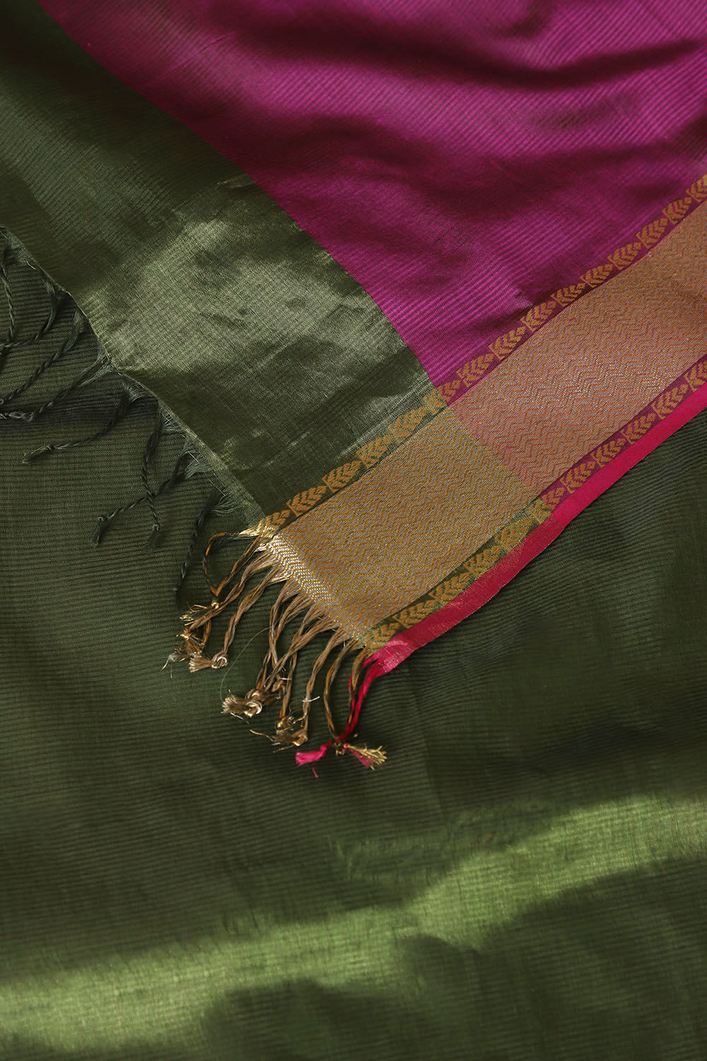 Green Pure Cotton Tissue Maheswari Saree image number null