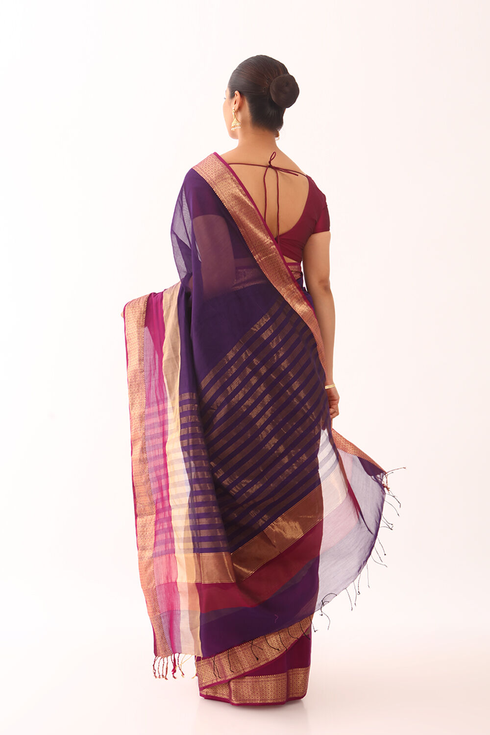 Purple Woven Pure Silk Cotton Maheswari Saree image number null