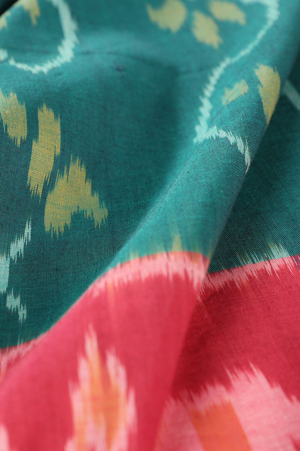 Green Pochampalli Pure Cotton Ikat Saree image number null