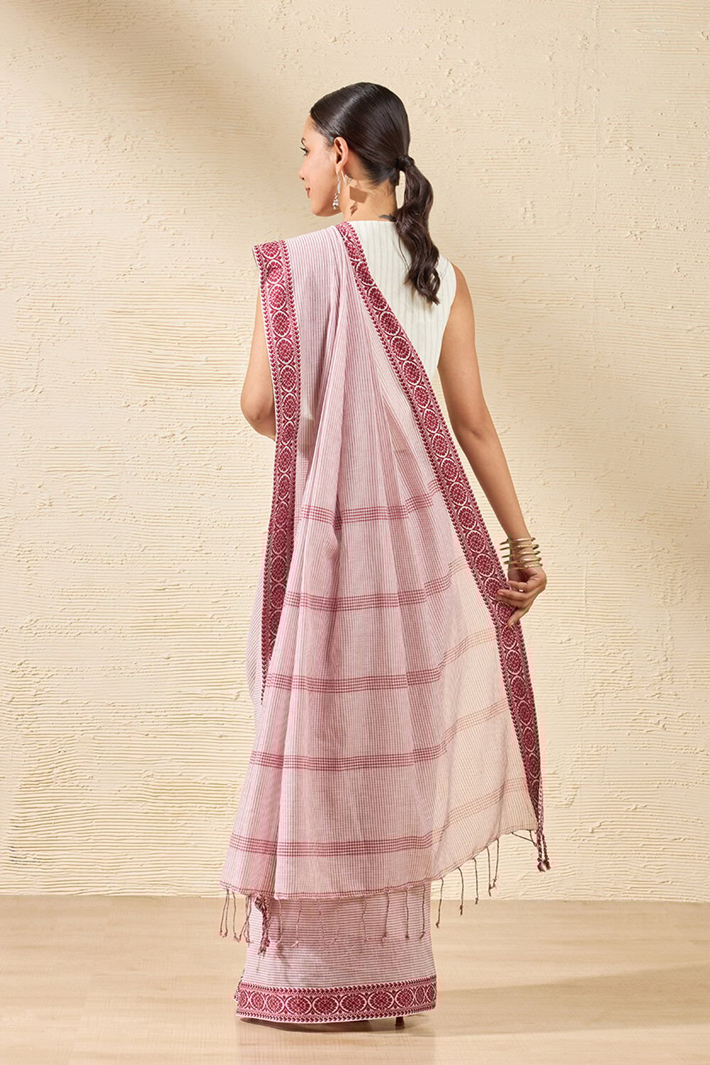 Off White Woven Pure Cotton Bengal Saree image number null
