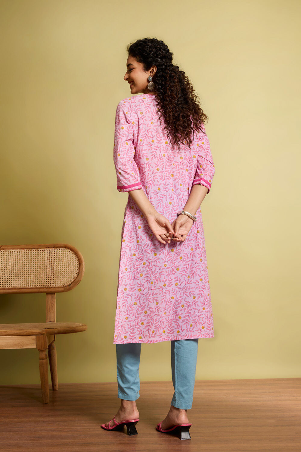 Light Pink Screen Printed Pure Cotton Kurta image number null