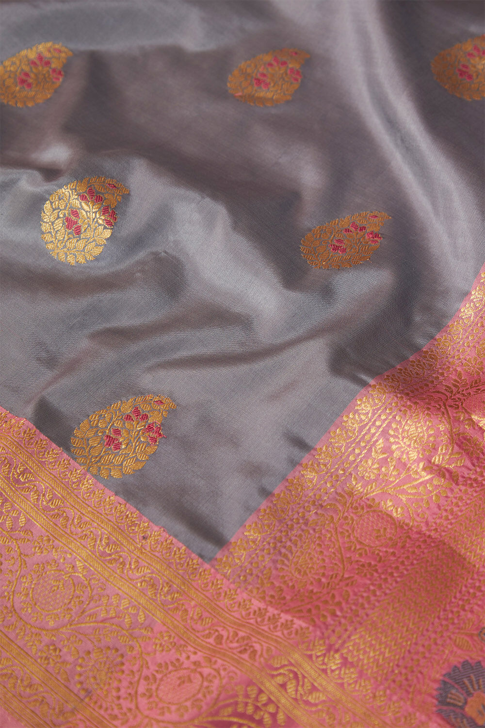 Grey Pure Silk Kadwa Banaras Saree image number null
