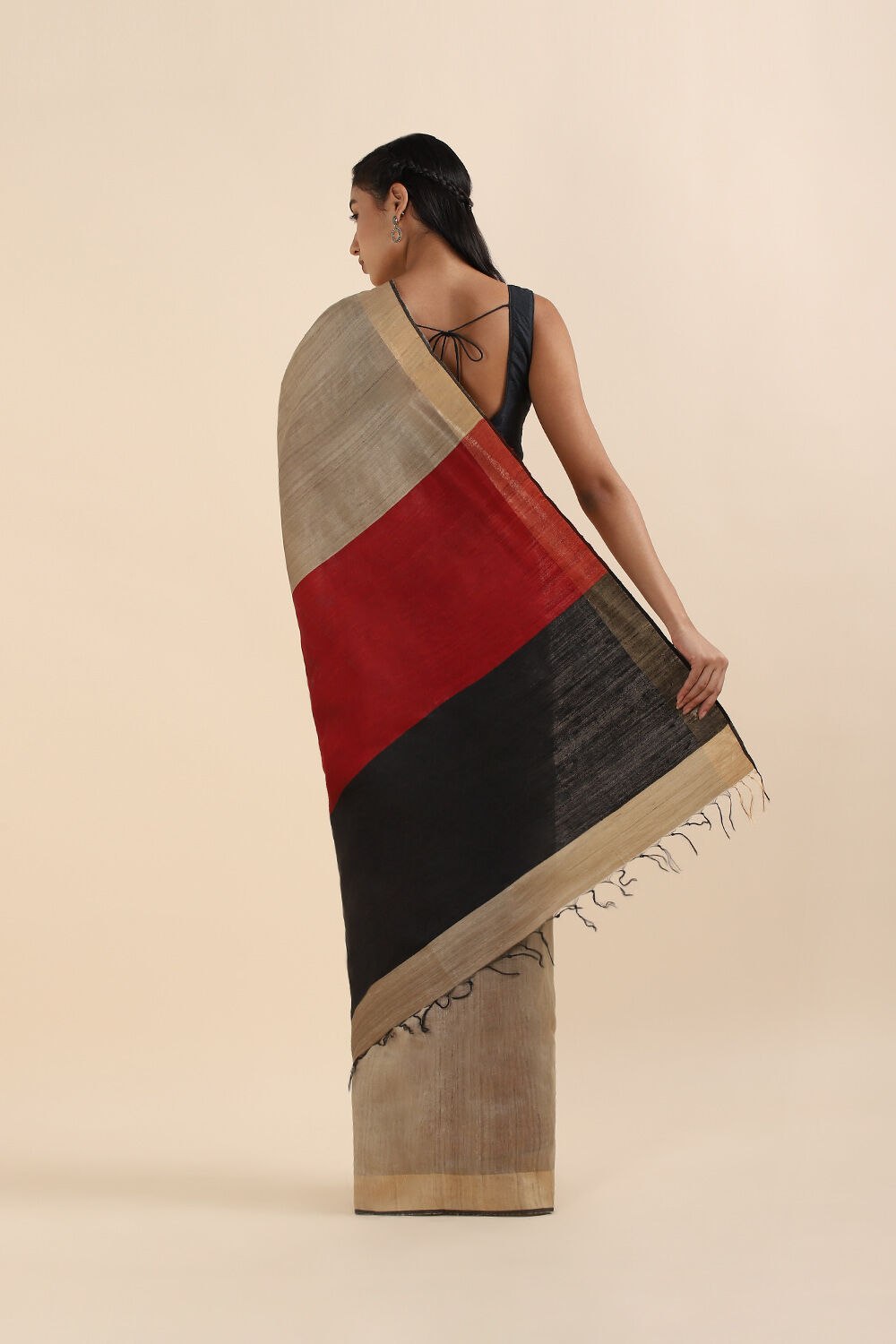 Beige Pure Tussar Silk Bhagalpuri Saree image number null