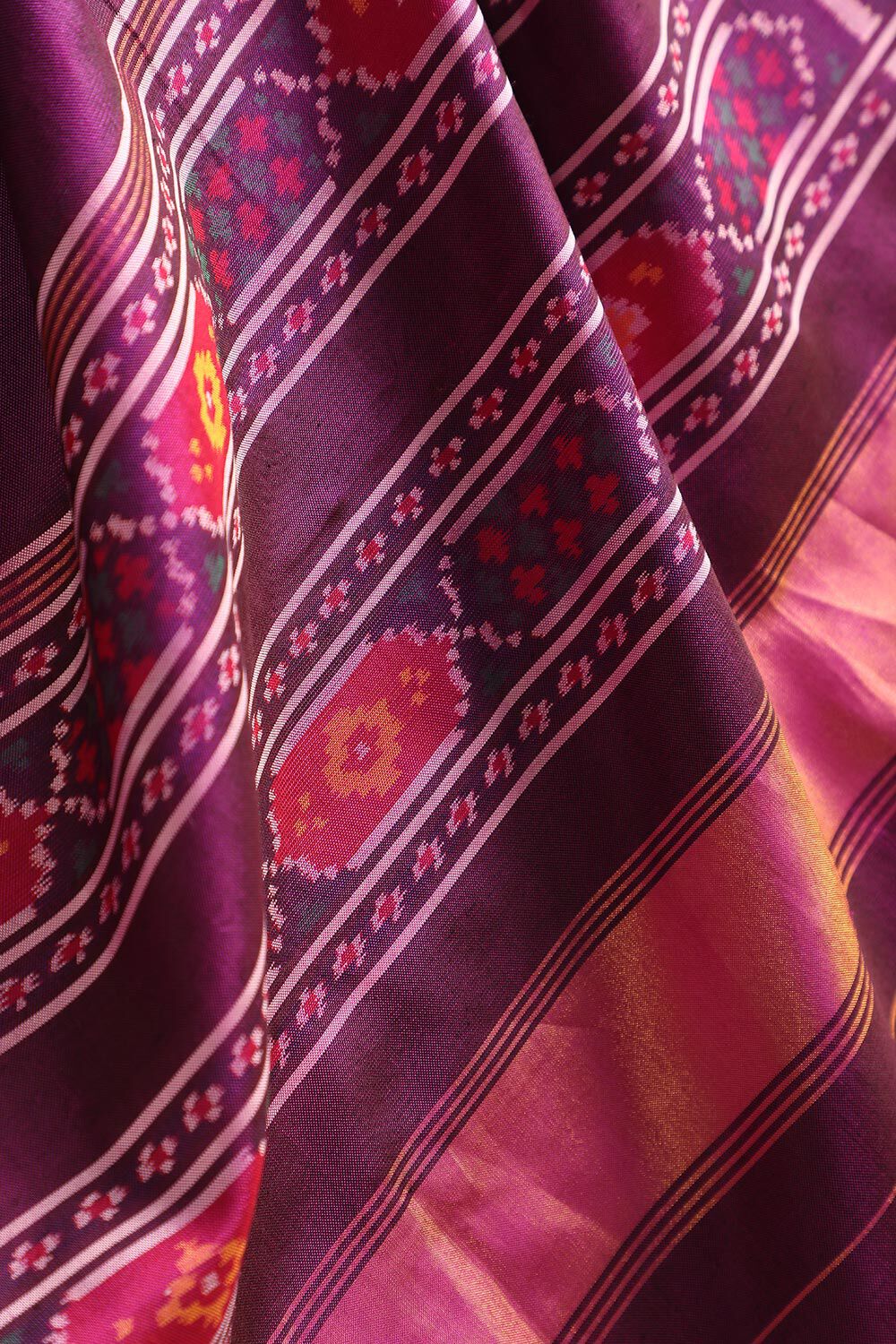 Purple Rajkot Pure Silk Ikat Patola Saree image number null