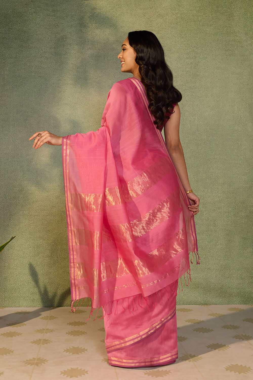 Pink Woven Pure Silk Cotton Maheshwari Saree image number null