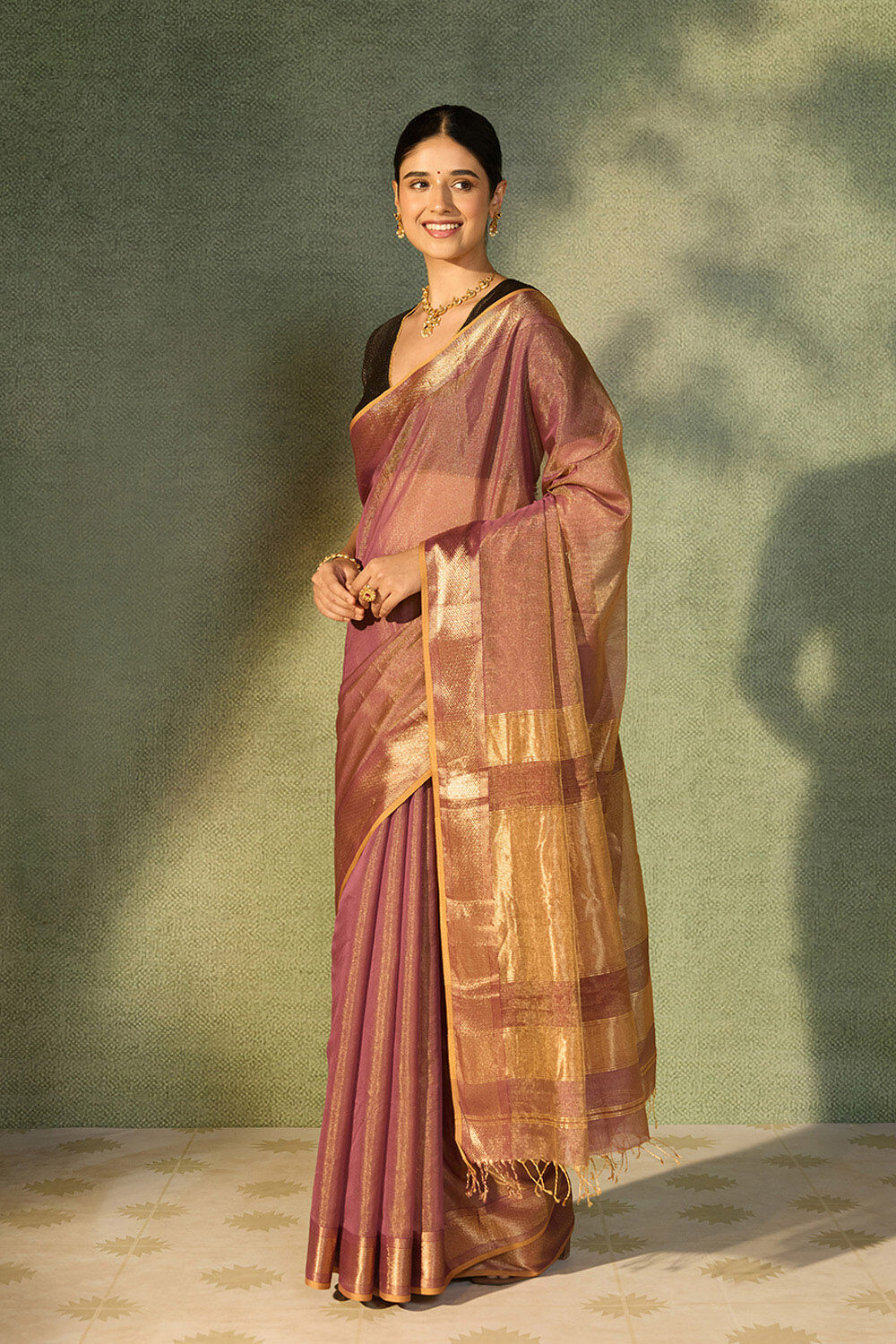 Purple Woven Pure Tissue Cotton Maheshwari Saree image number null
