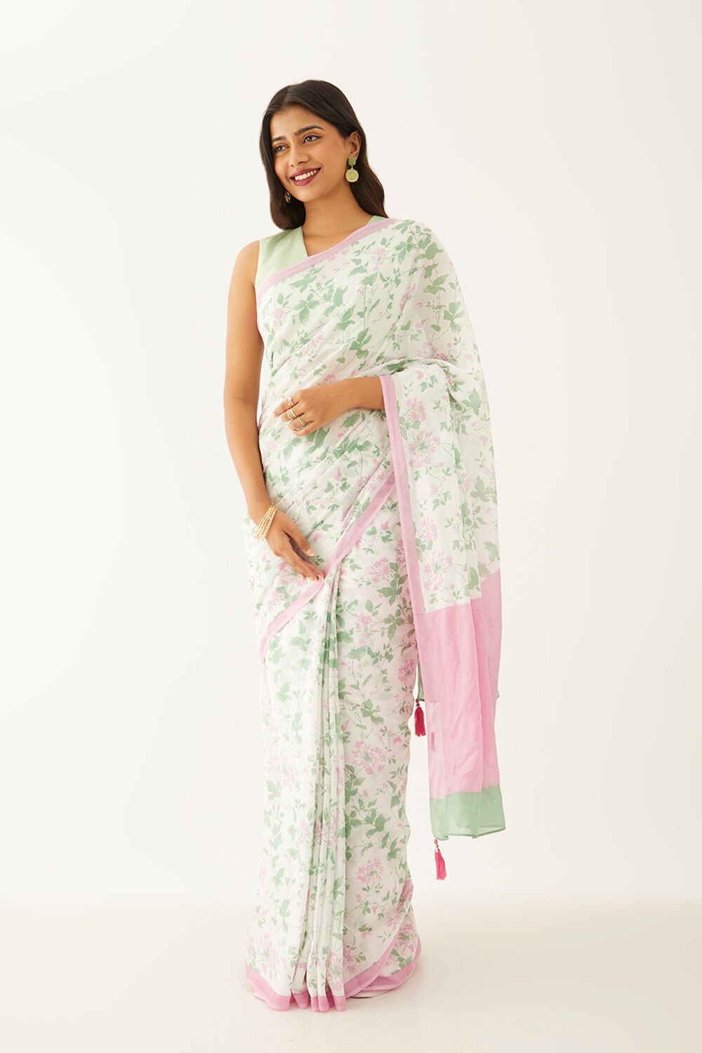 Off White Pure Cotton Mulmul Printed Saree image number null