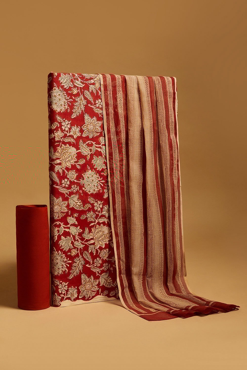 Red Bagru Block Printed Pure Cotton Unstitched Suit Set image number null