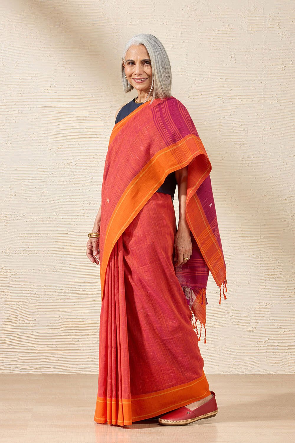 Dark Red Woven Pure Cotton Bengal Saree image number null