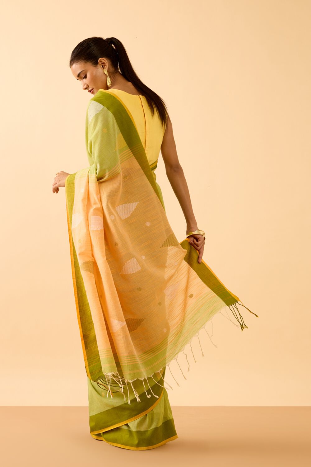 Light Green Bengal Pure Cotton Jamdani Saree image number null