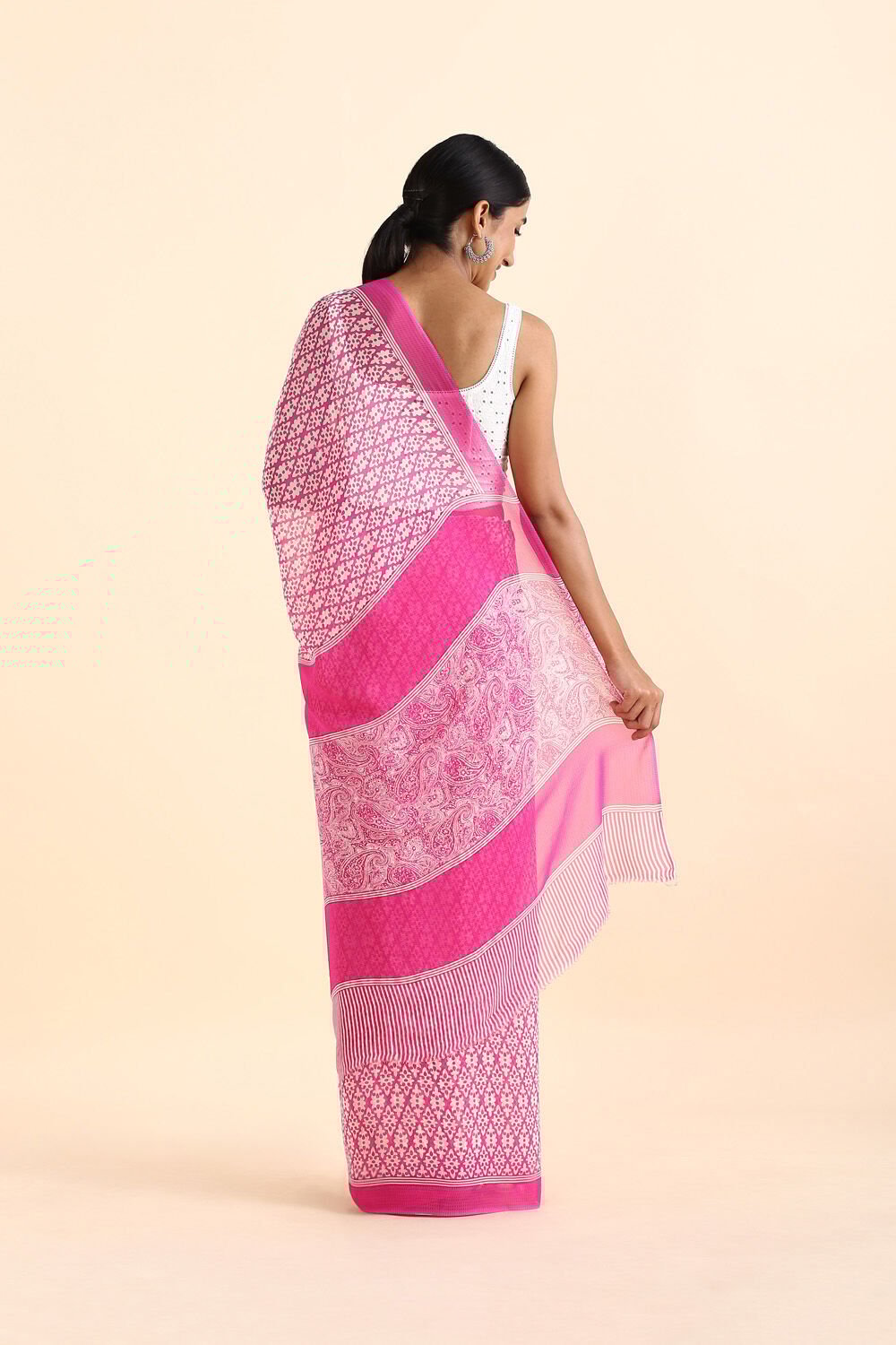 Pink Viscose Georgette Printed Saree image number null