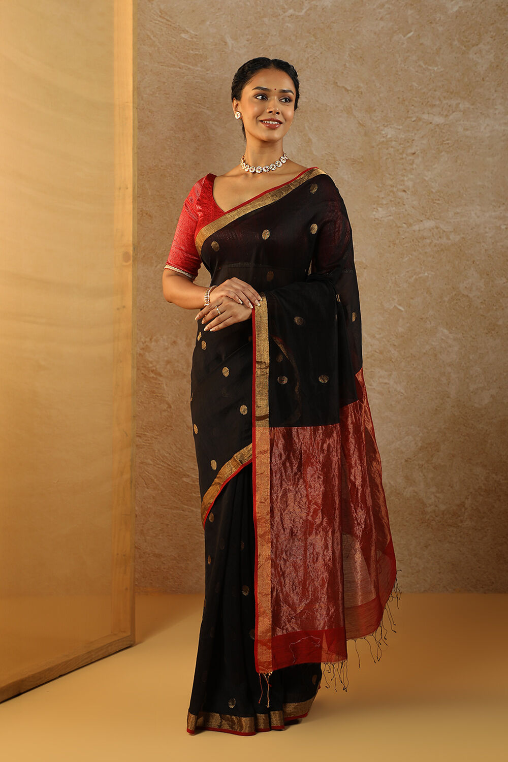 Black Bengal Pure Silk Cotton Jamdani Saree image number null