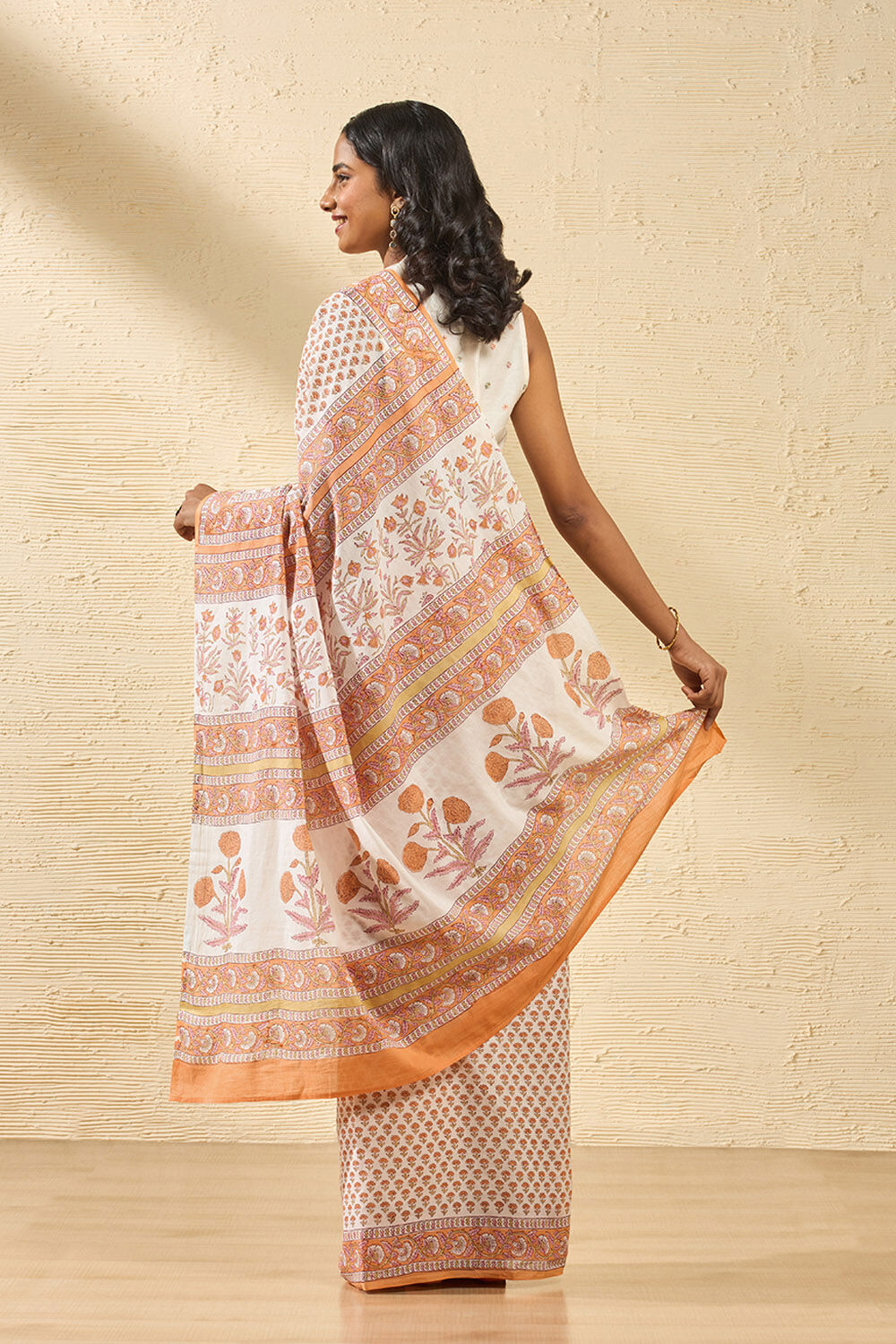 Light Orange Rajasthan Pure Cotton Printed Sanganeri Saree image number null