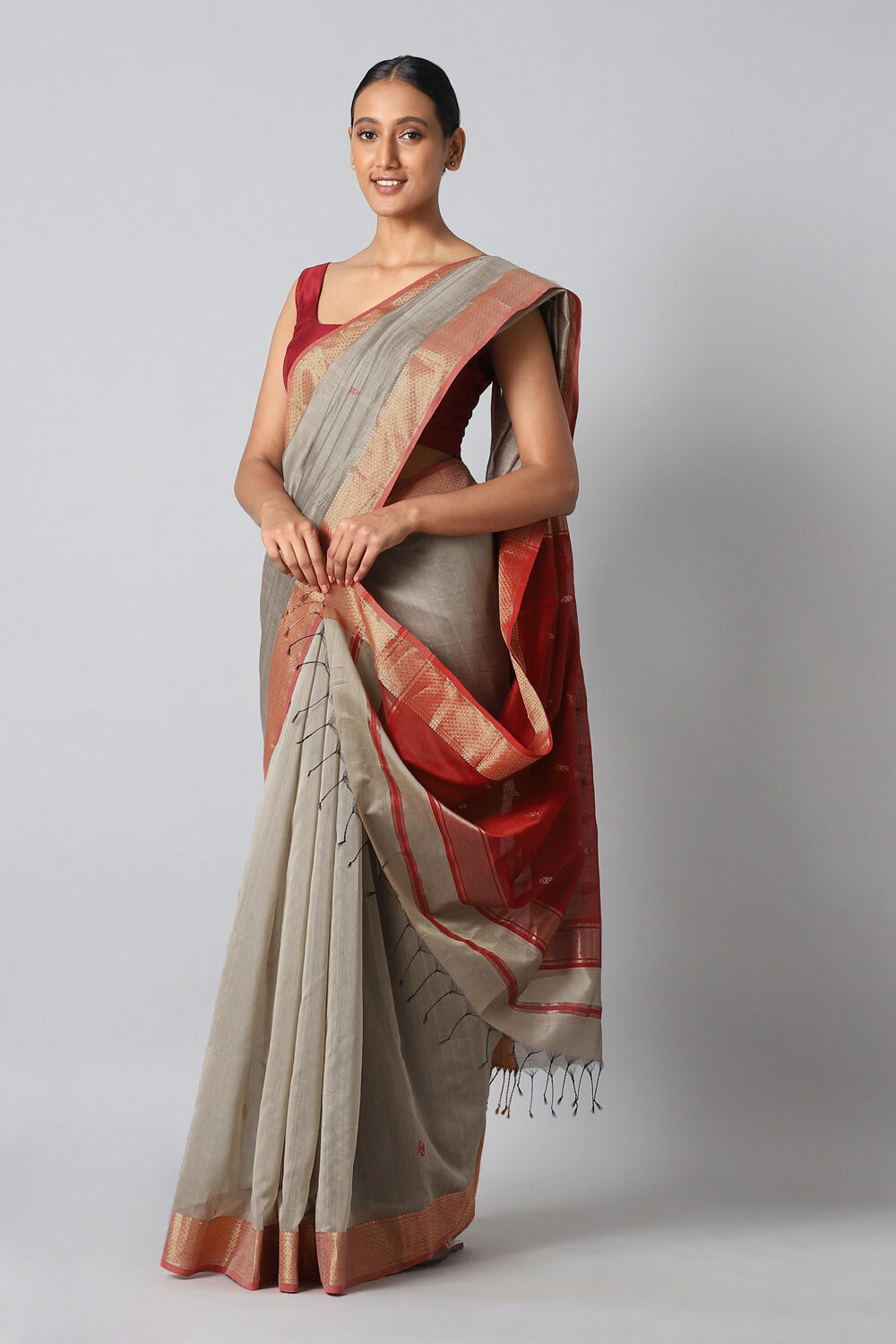 Grey Pure Silk Cotton Maheswari Saree image number null