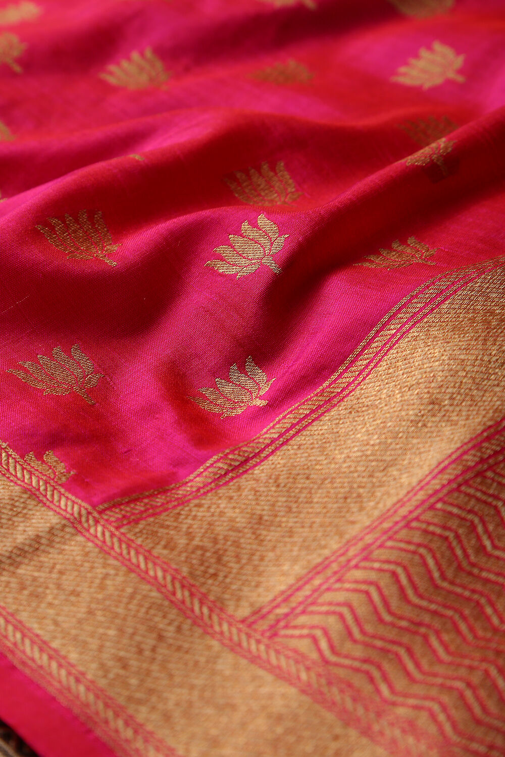 Pink Pure Silk Banaras Dupatta image number null