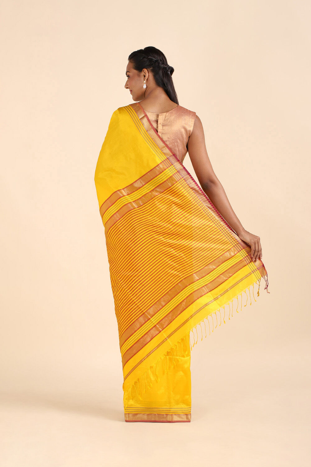 Yellow Pure  Silk Maheswari Saree image number null