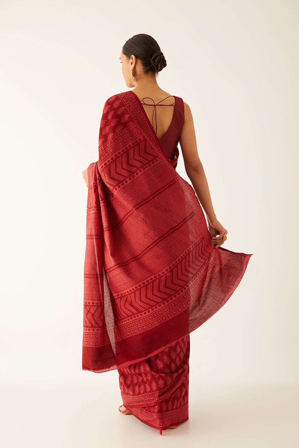 Red Pure Cotton Bagh Printed Saree image number null