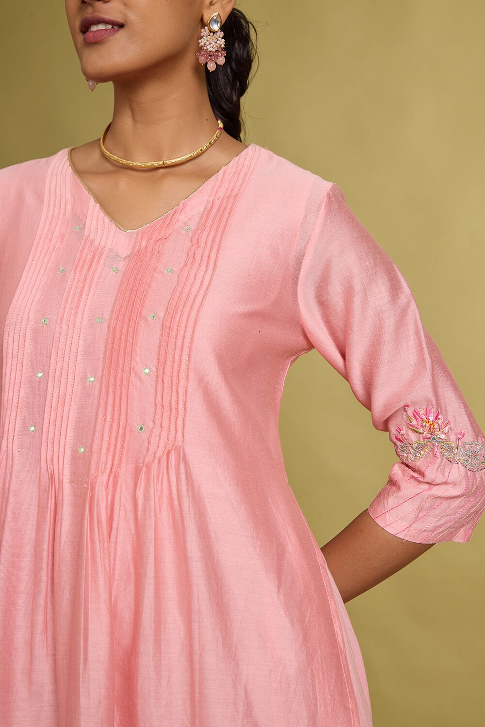 Light Pink Pure Silk Cotton Embroidered Kurta with Slip image number null