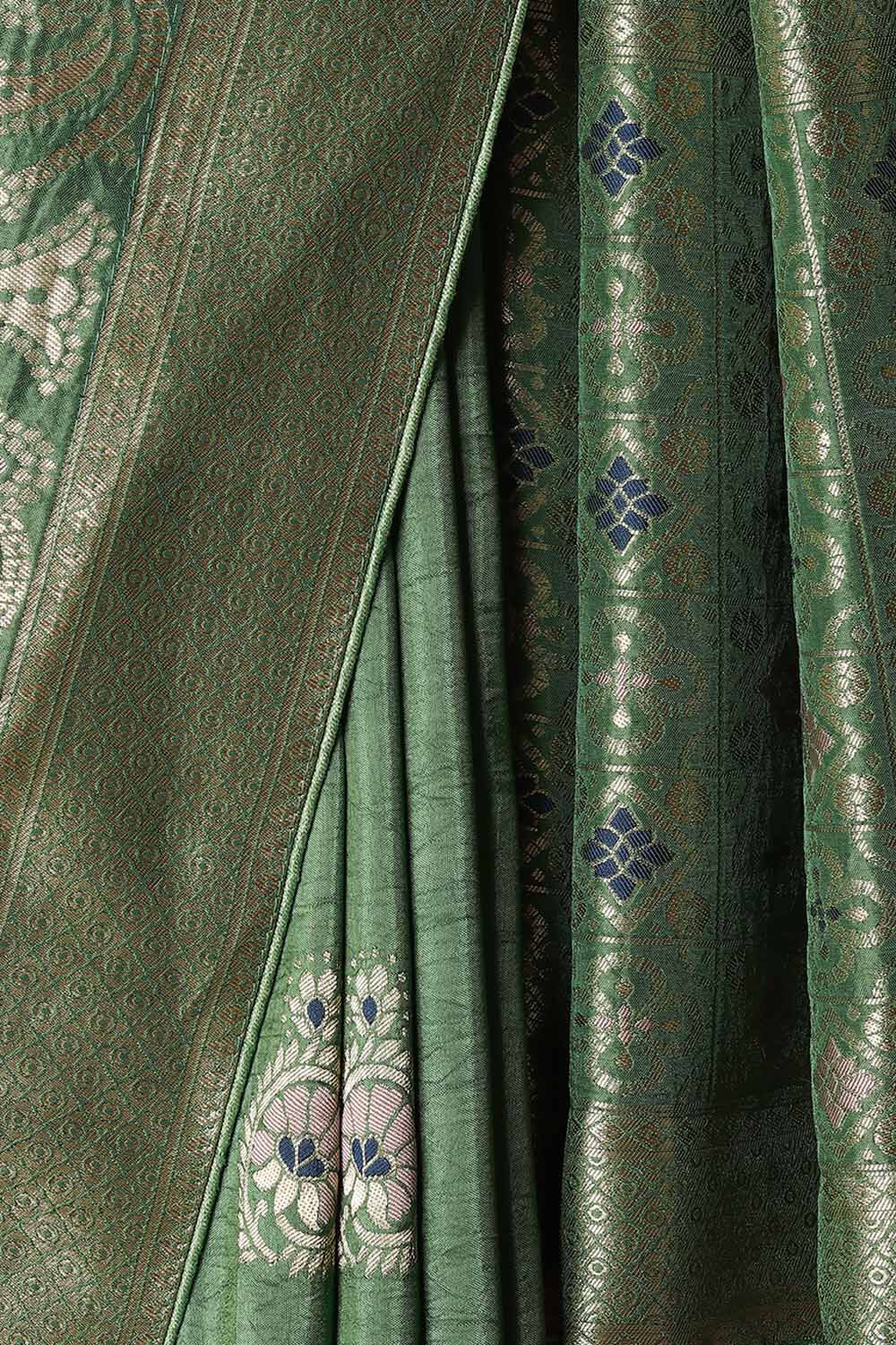 Green Luxe Woven Saree image number null