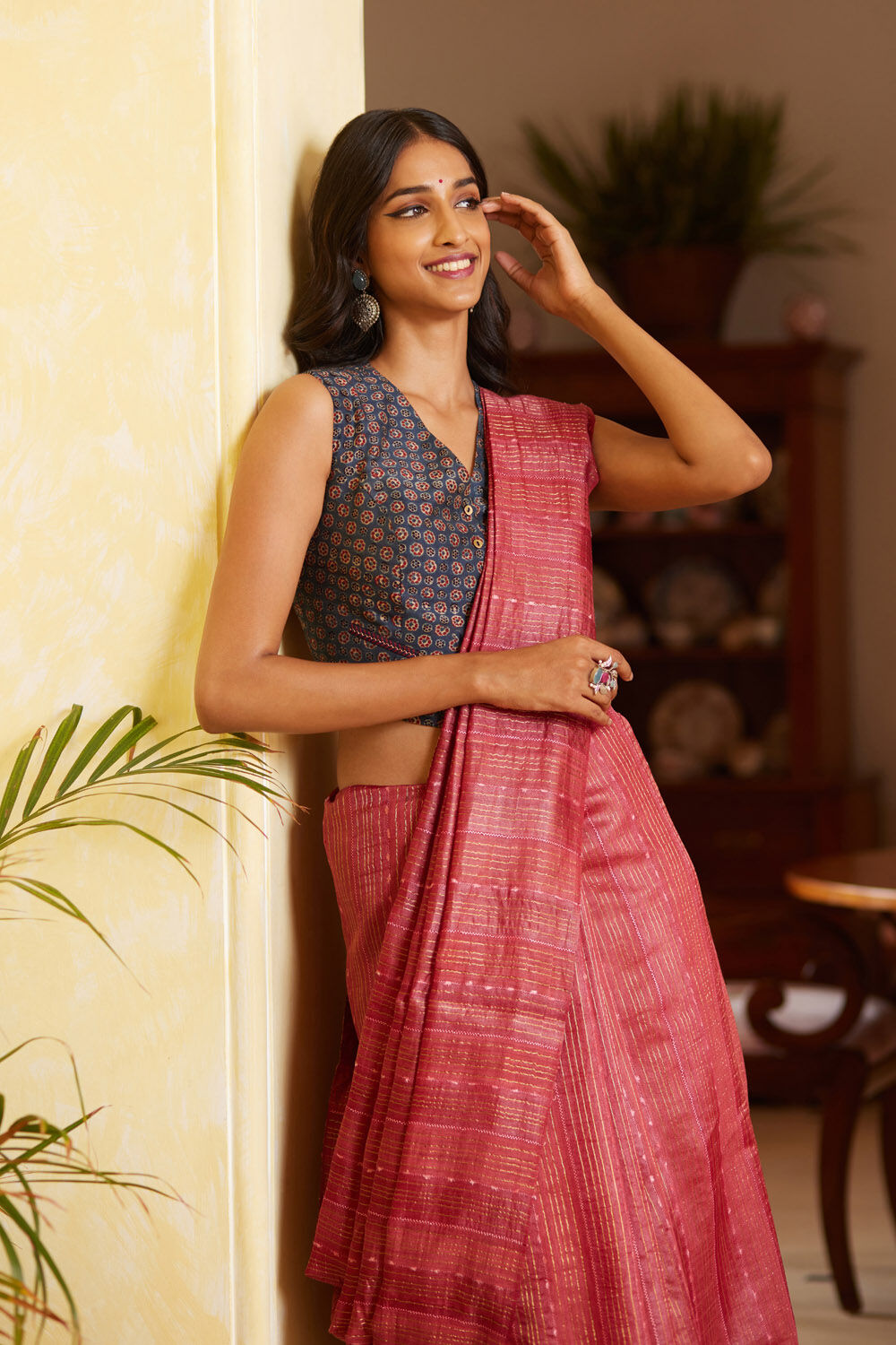 Red Chattisgarh Woven Pure Tussar Silk Saree image number null
