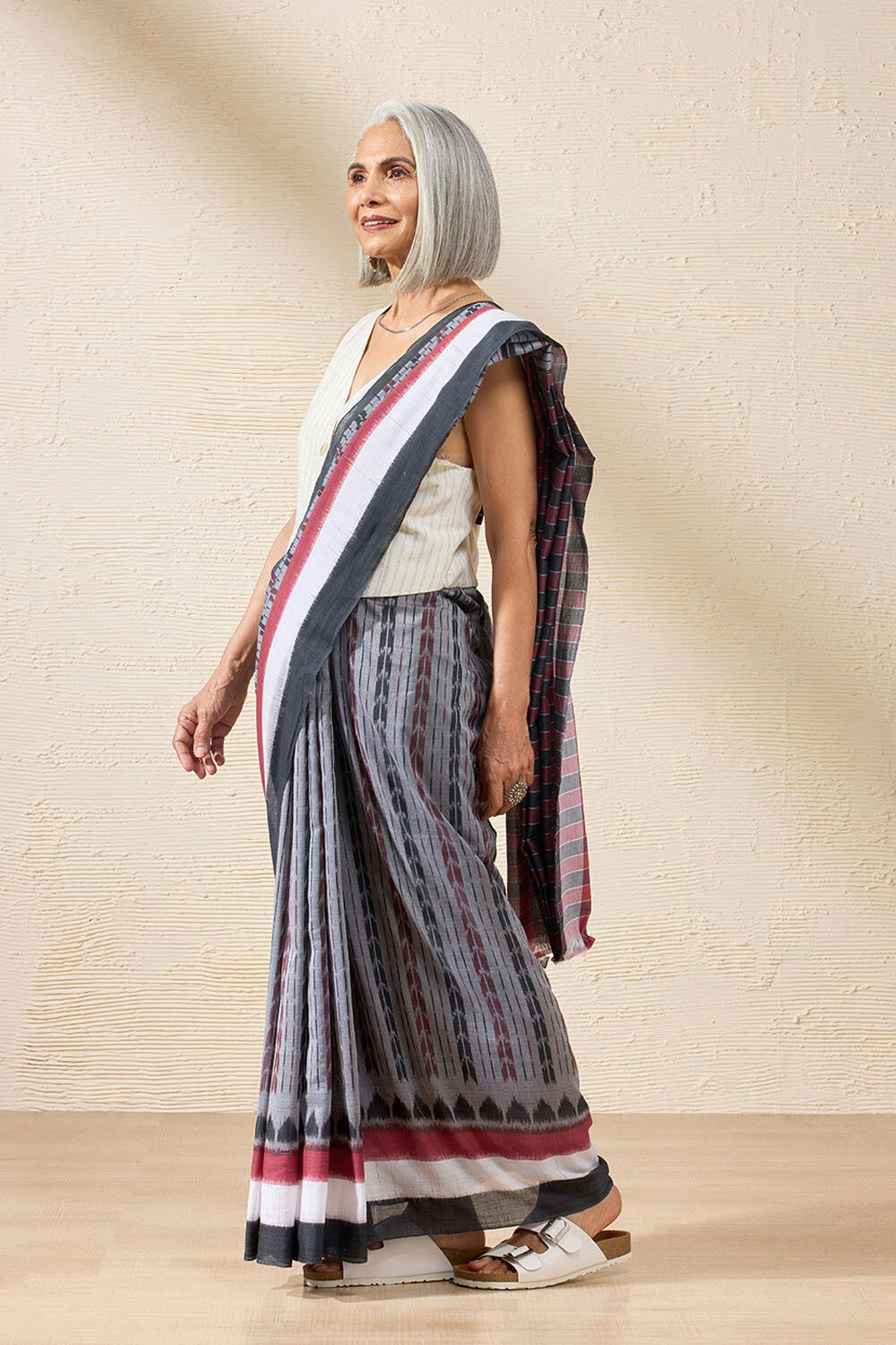 Grey Odisha Pure Cotton Ikat Saree image number null