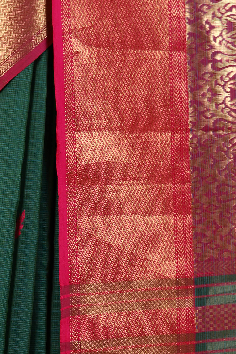 Dark Green Pure Silk Cotton Maheshwari Saree image number null