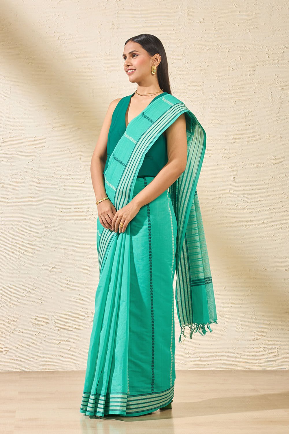 Green Woven South Pure Cotton Saree image number null