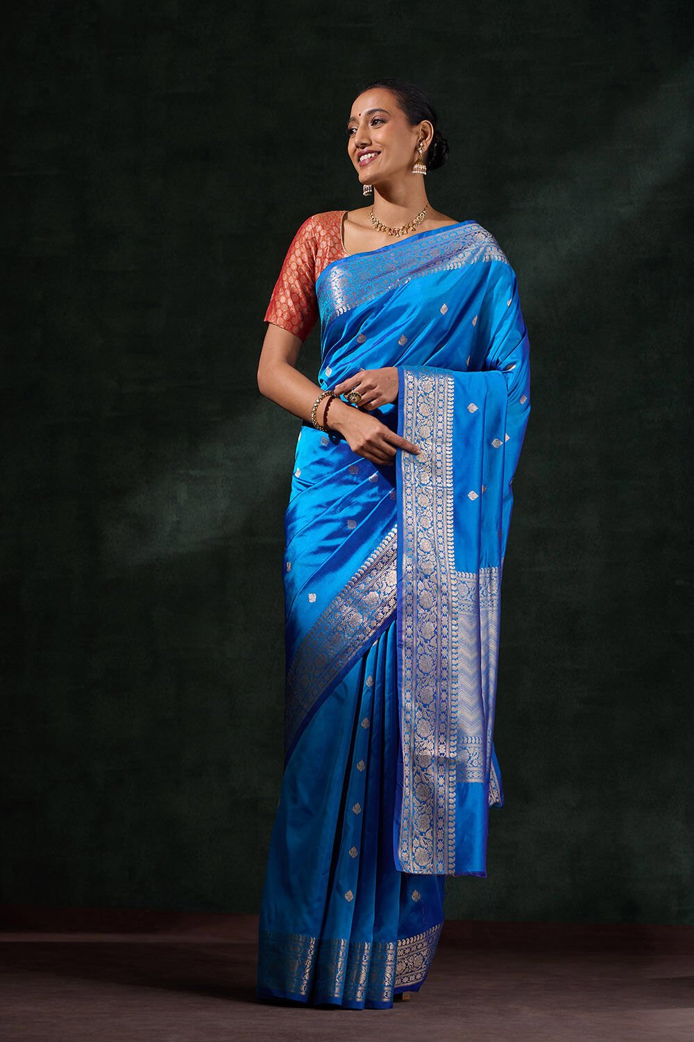 Best banarasi saree online top