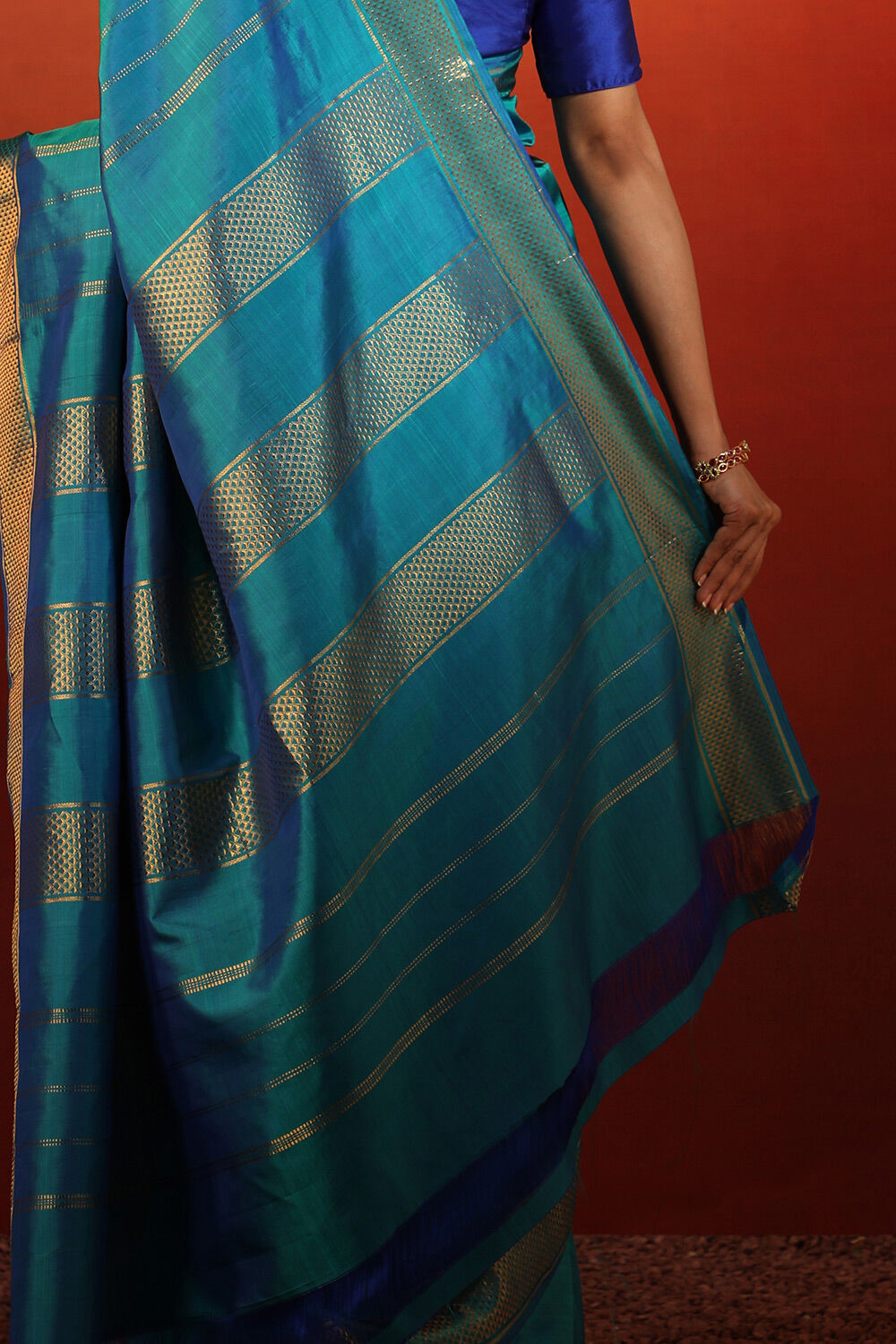 Blue Woven Pure Silk Kanjivaram Saree image number null