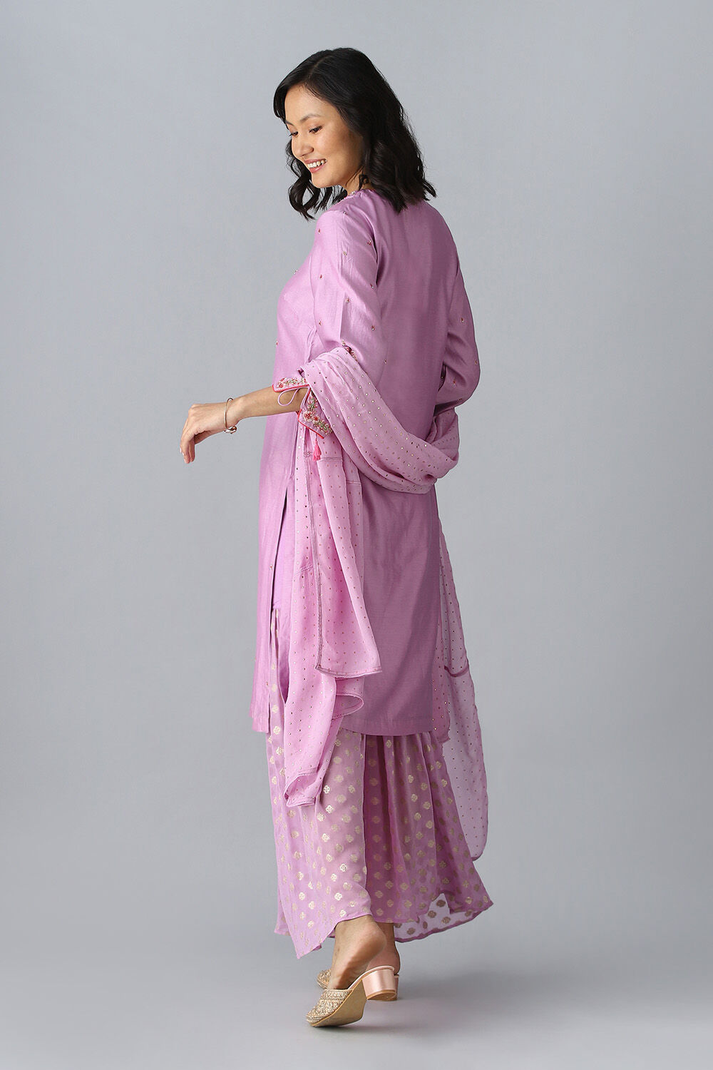 Light Violet Embroidered Silk Cotton Kurta Set image number null