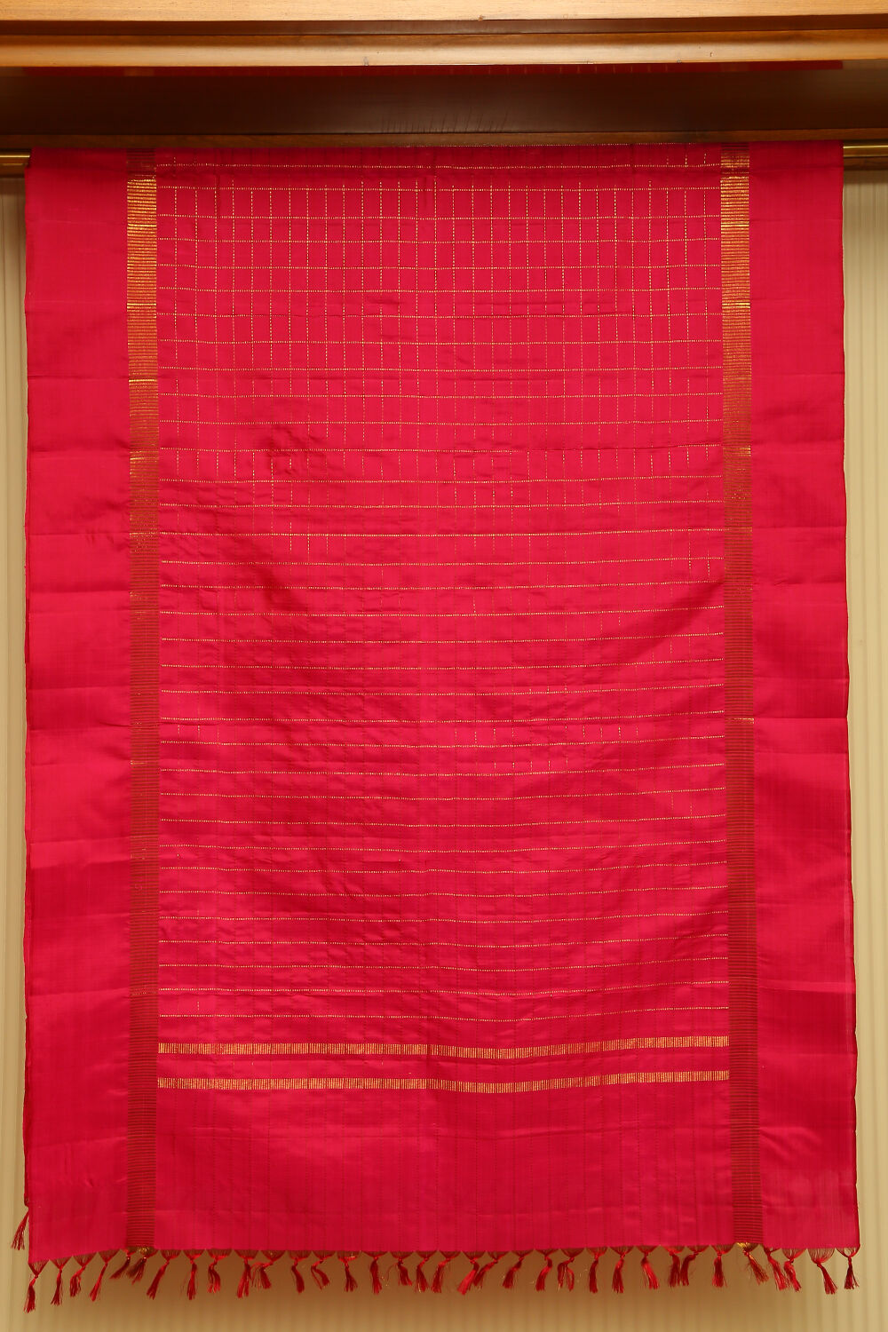 Fuchsia Pink Pure Silk Kanjeevaram Dupatta image number null