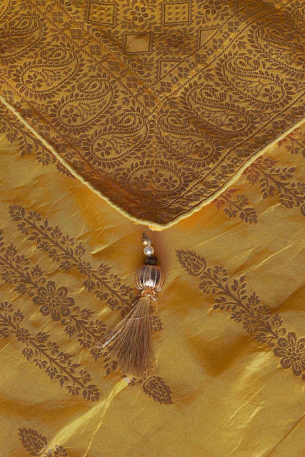 Yellow Luxe Woven Saree image number null