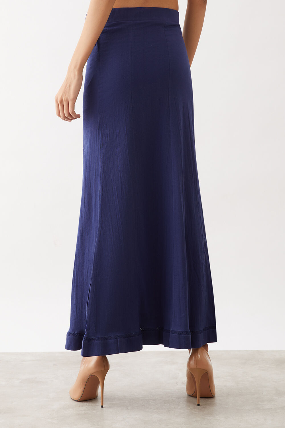 Blue Woven Cotton Lycra Skirt image number null