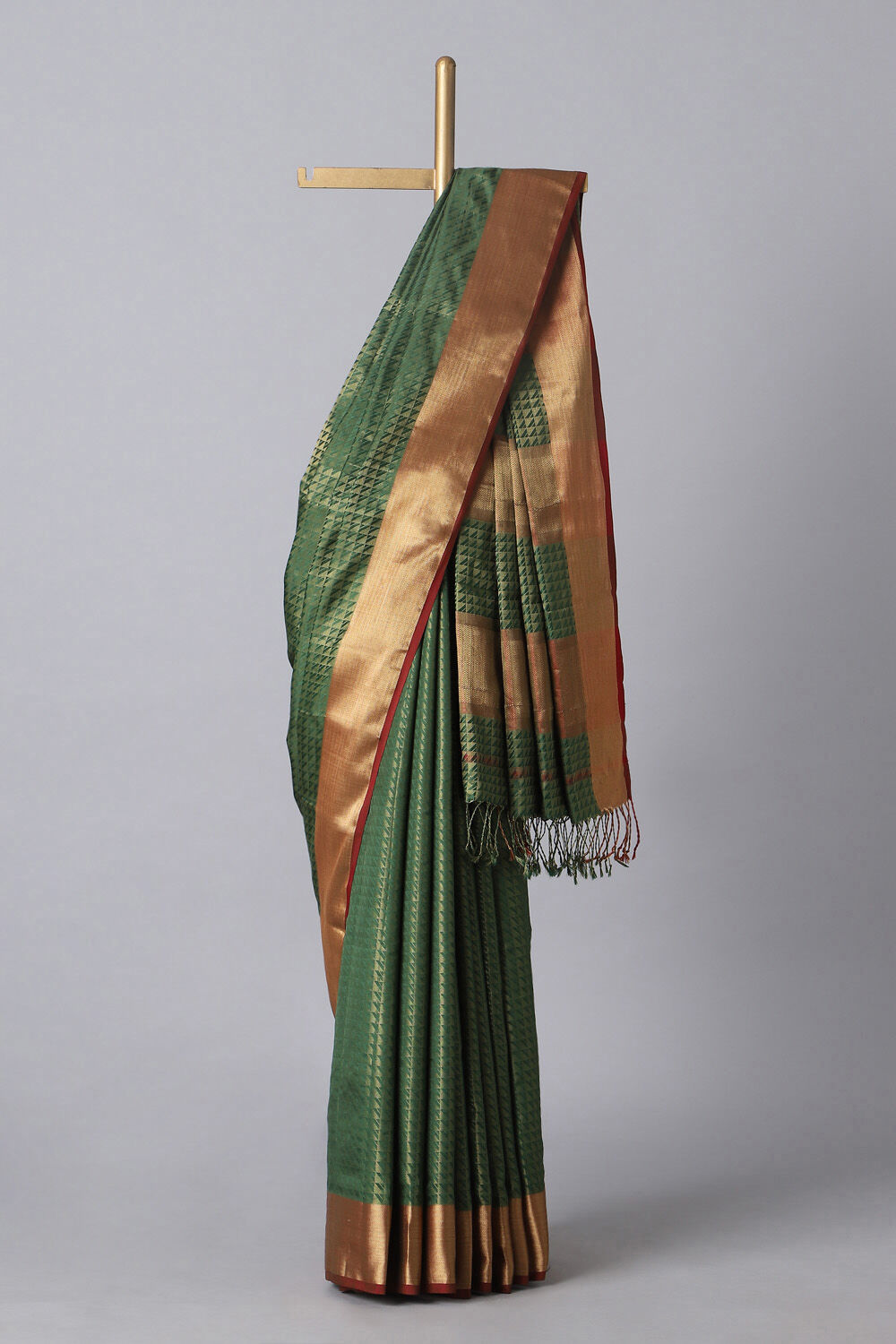 Dark Green Pure Silk Maheswari Saree image number null